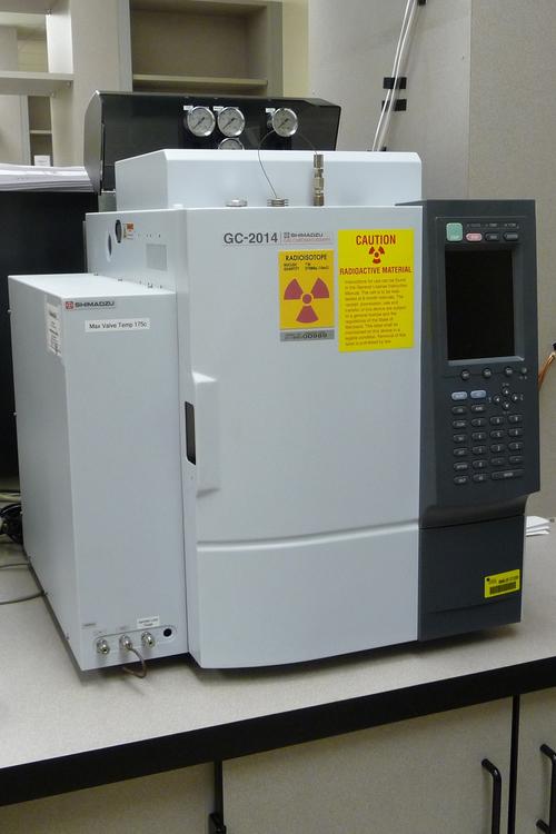 岛津实验室仪器气相色谱仪的相关图片
